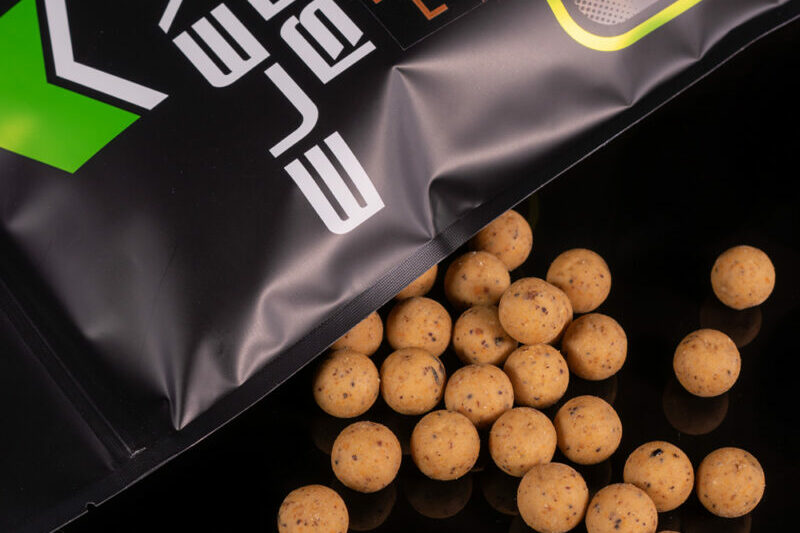 Maple & Mulberry Boilies – Elevate Baits 1kg