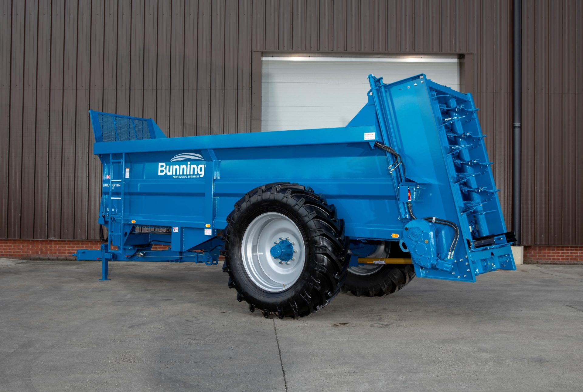 BUNNING LOWLANDER MK4 150 MUCK SPREADER Online Shop Irelands Group