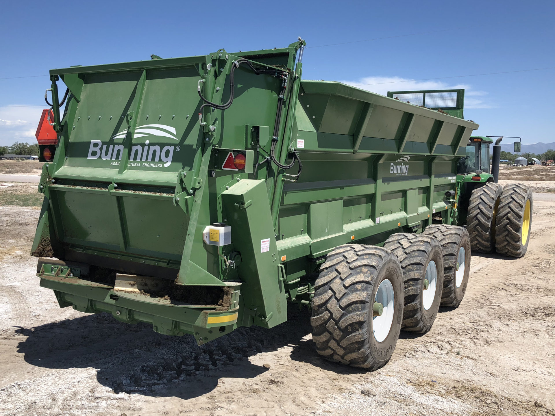 BUNNING LOWLANDER WIDEBODY 380 HD HBD MUCK SPREADER Online Shop