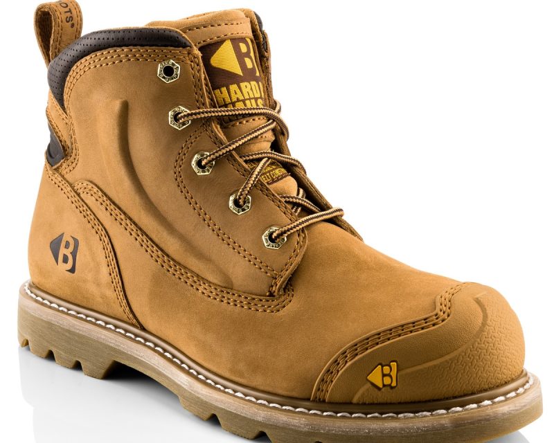 ladies buckler boots