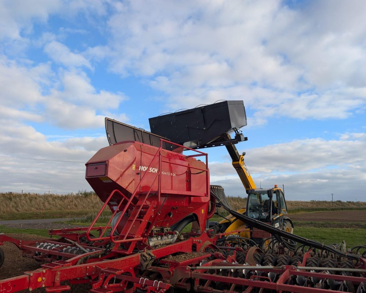 3 TONNE SEED HOPPER