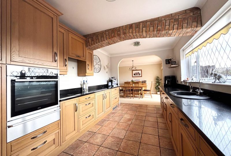 Lock Road, North Cotes, Grimsby, DN36