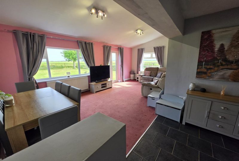 Thoresby Road, North Cotes, Grimsby, DN36