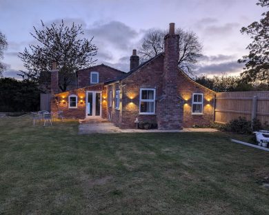 /var/www/tes-property.co.uk/public/uploads/186998-yDPi-8OwFEe-m5G3z5wp4A.jpg