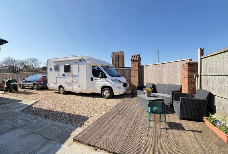 Manby Park, Manby, LN11