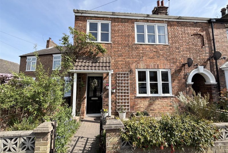 Newmarket, Louth, LN11