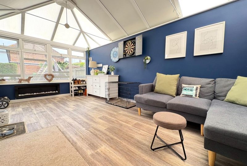 Valiant Road, Manby, Louth, LN11