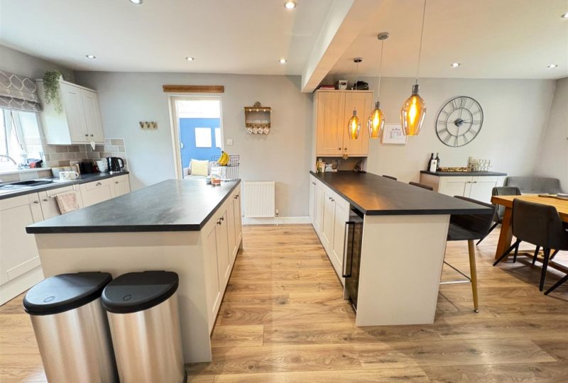Valiant Road, Manby, Louth, LN11