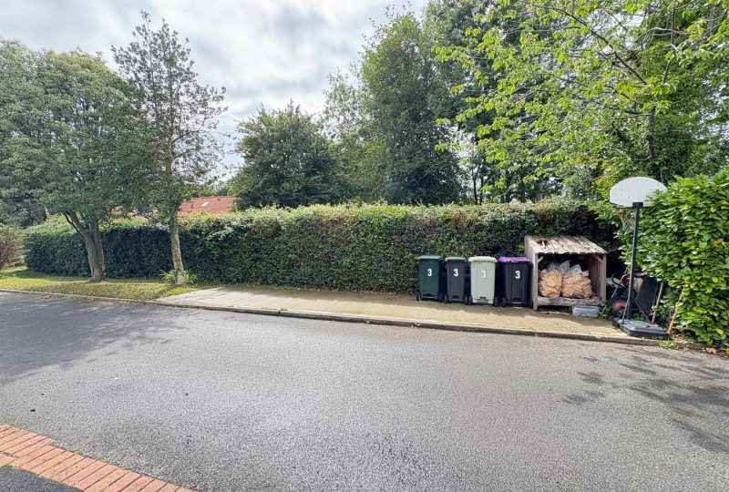 Valiant Road, Manby, Louth, LN11