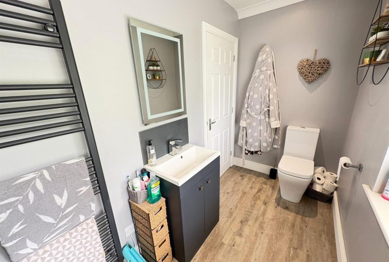 Valiant Road, Manby, Louth, LN11