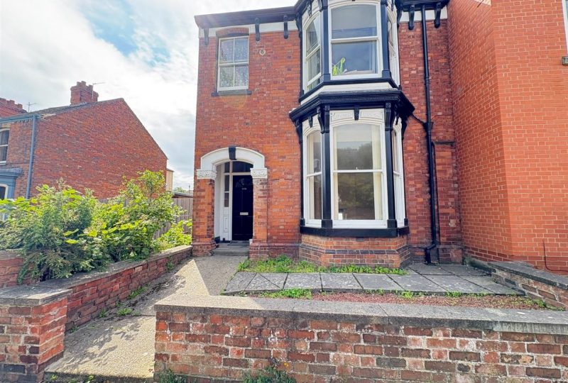 Eastgate, Louth, LN11