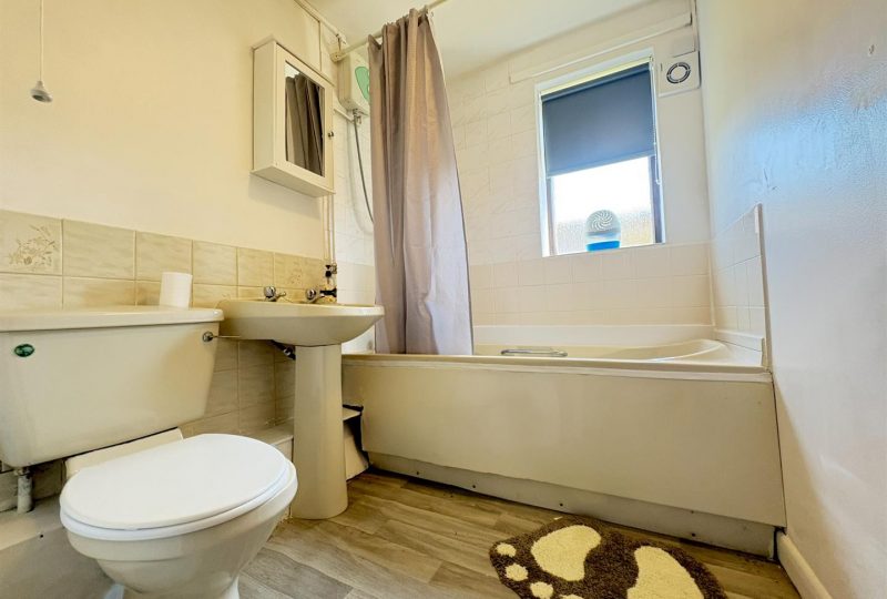 Guernsey Court, Robin Hood Road, Skegness