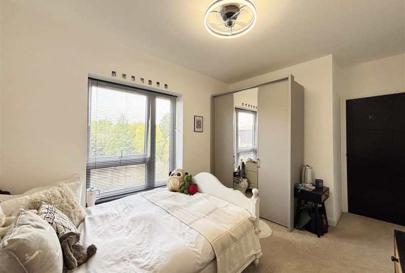 The Riverbank, Louth, LN11