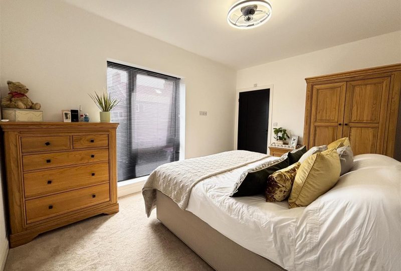 The Riverbank, Louth, LN11