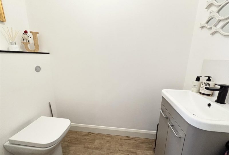 The Riverbank, Louth, LN11