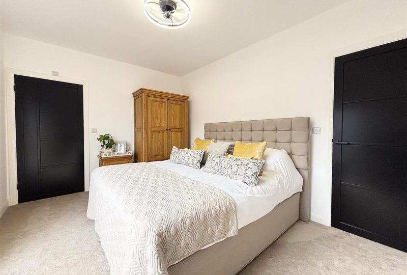 The Riverbank, Louth, LN11