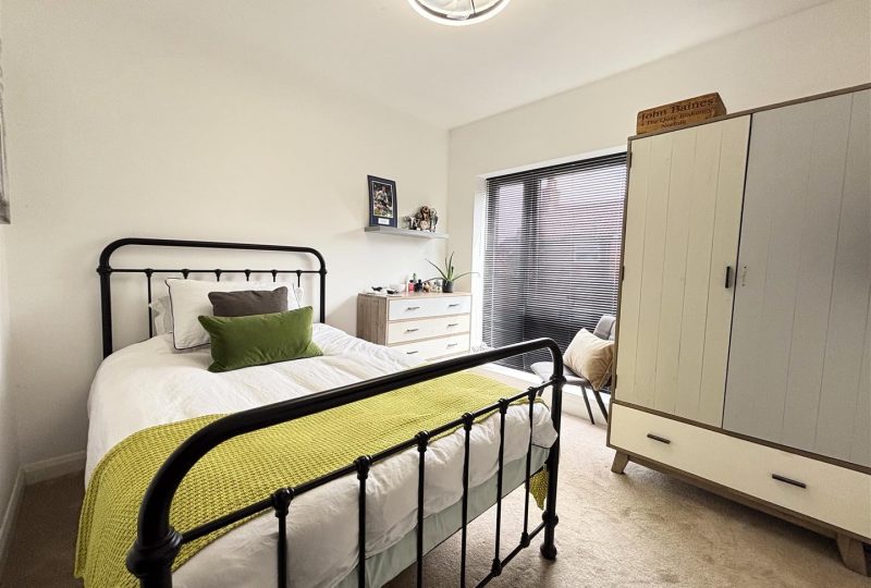 The Riverbank, Louth, LN11