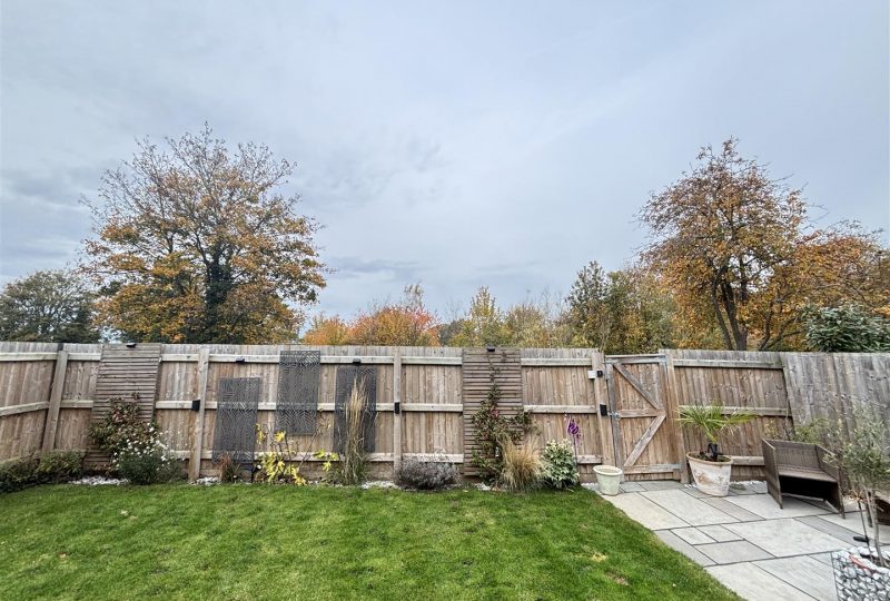 The Riverbank, Louth, LN11