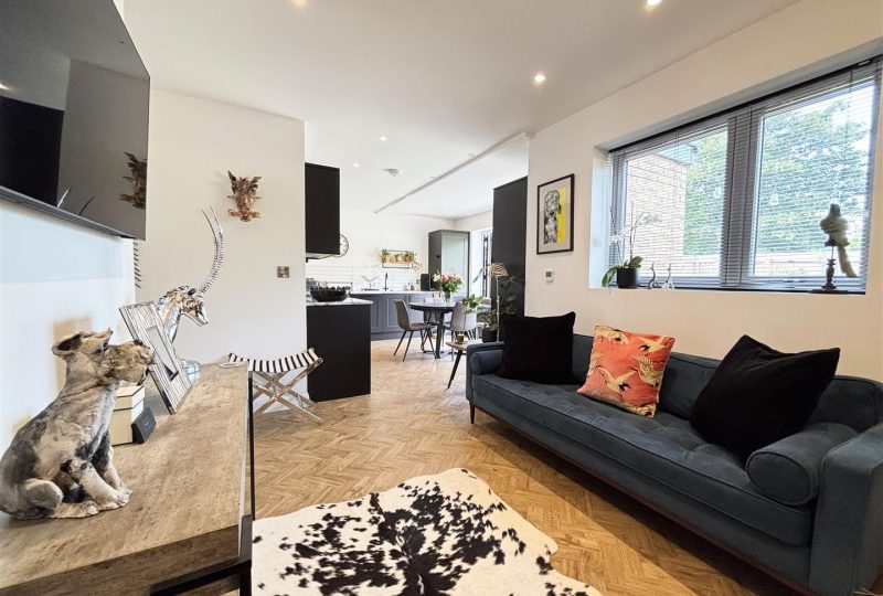 The Riverbank, Louth, LN11