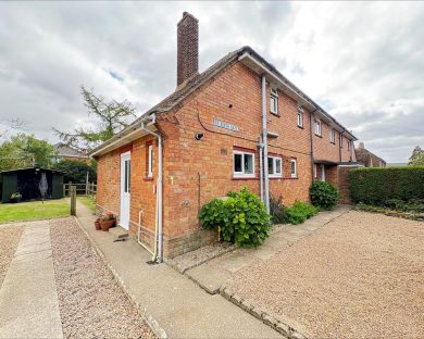 /var/www/tes-property.co.uk/public/uploads/222540-ckLkolTfW0ulVzYLdmMVQA.jpg