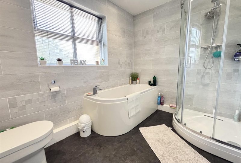 Blue Stone Rise, Louth, LN11