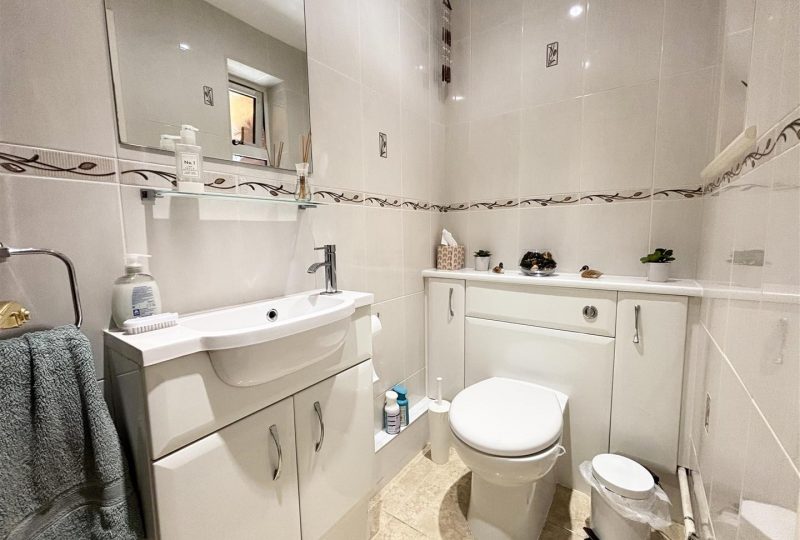 Blue Stone Rise, Louth, LN11