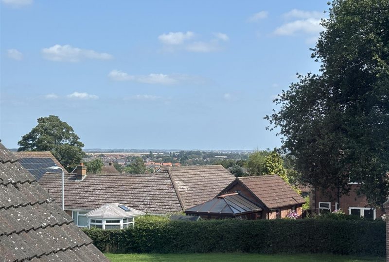 Blue Stone Rise, Louth, LN11