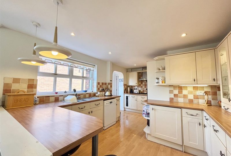 Blue Stone Rise, Louth, LN11