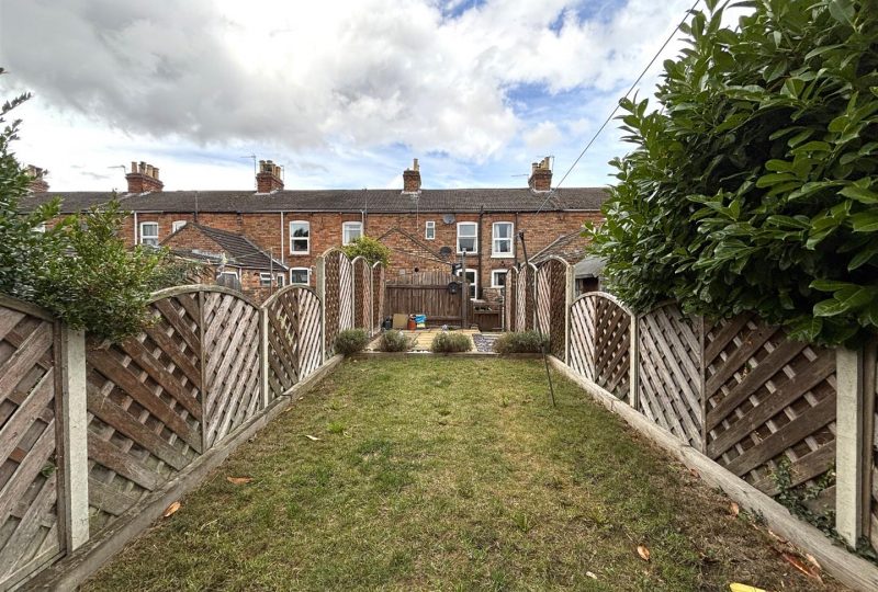 Mount Pleasant, Louth, LN11