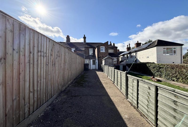 Lee Street, Louth, LN11