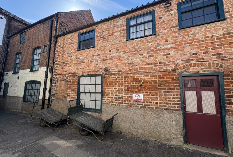 Eastgate, Louth