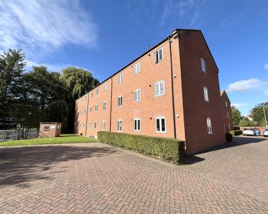 /var/www/tes-property.co.uk/public/uploads/225792-jANjE0a3PkGmRnS5cbNkyg.jpg