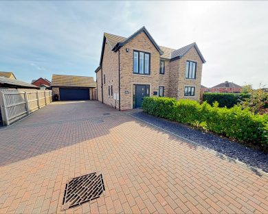 /var/www/tes-property.co.uk/public/uploads/225883-2Z8IXyc9CUyBeLAWoRSQNA.jpg