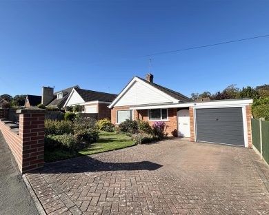 /var/www/tes-property.co.uk/public/uploads/226083-hSytSfQ2YU6RUvbHeWFsmQ.jpg