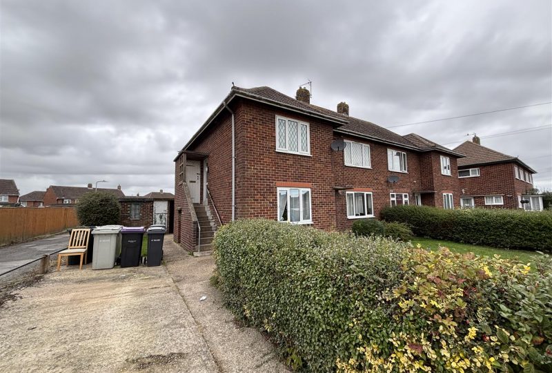 St. Bernards Avenue, Louth