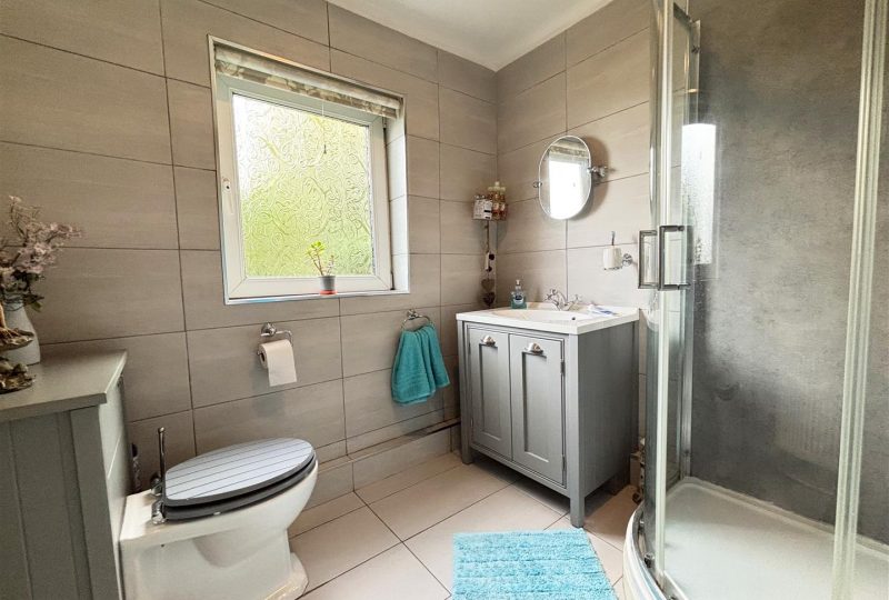 Authorpe Road, South Reston