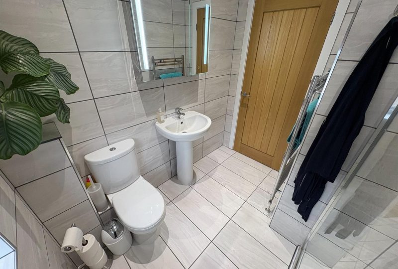 Primrose Hollow, Louth