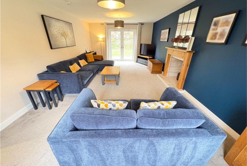 Primrose Hollow, Louth