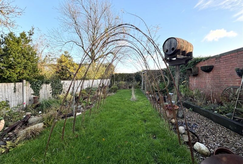 Monks Dyke Road, Louth