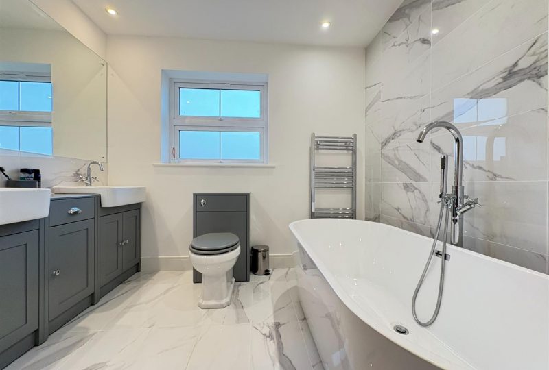 Jacobs Close, Utterby