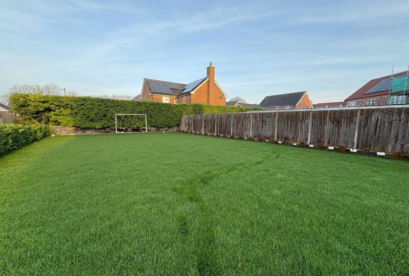 Jacobs Close, Utterby