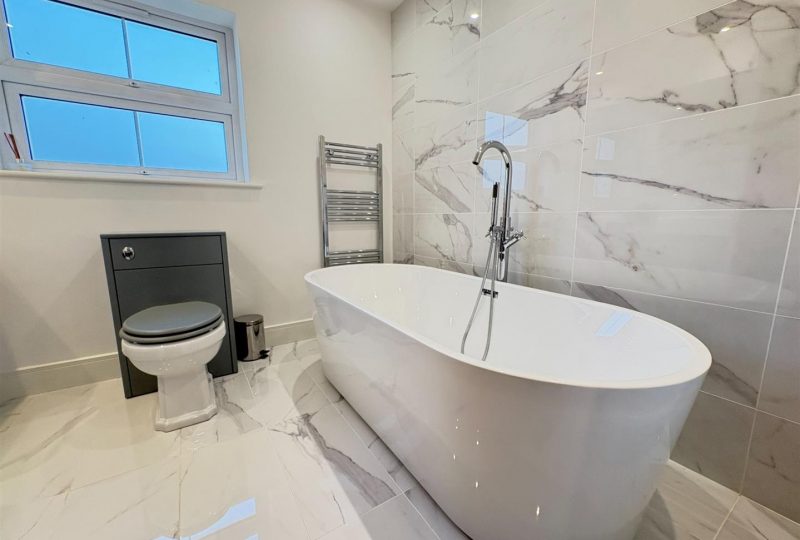 Jacobs Close, Utterby