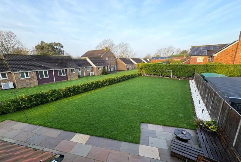 Jacobs Close, Utterby