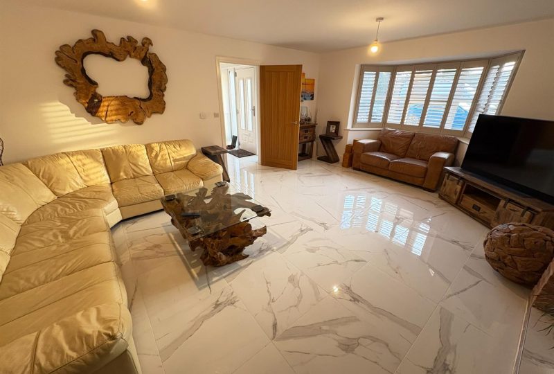 Jacobs Close, Utterby