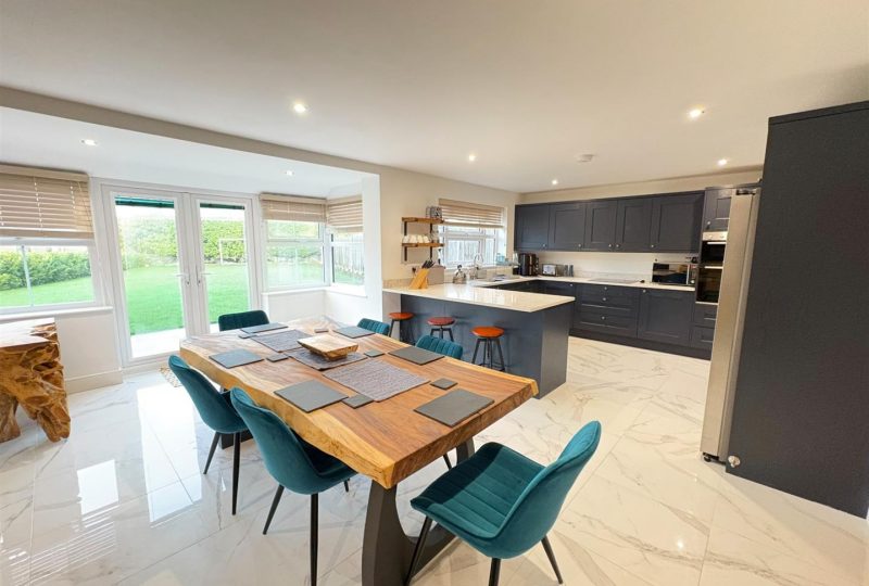 Jacobs Close, Utterby