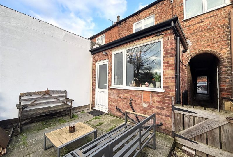 Commercial Road, Louth