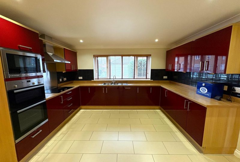 Sunflower Way, Boston