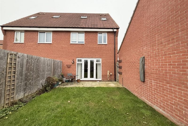 Falcon Avenue, Louth