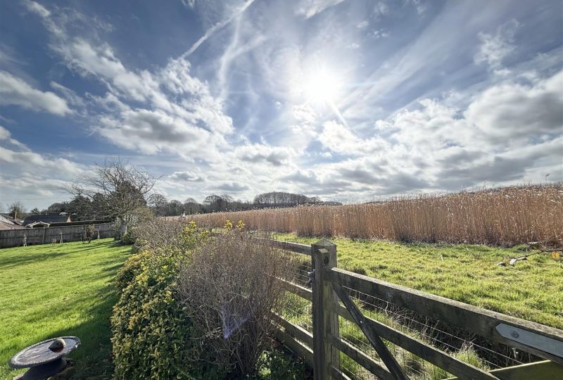 Top Road, Little Cawthorpe, Louth