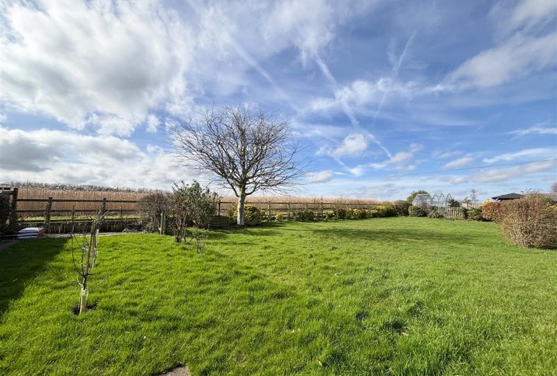 Top Road, Little Cawthorpe, Louth